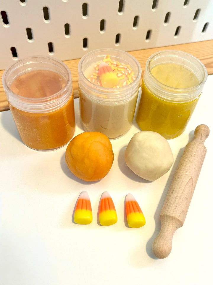 Pumpkin Spice Latte Playdough Set with Charms | Autumn Sensory Dough Kit | Non-Toxic Playdough with Loose Parts | Montessori Fall Play