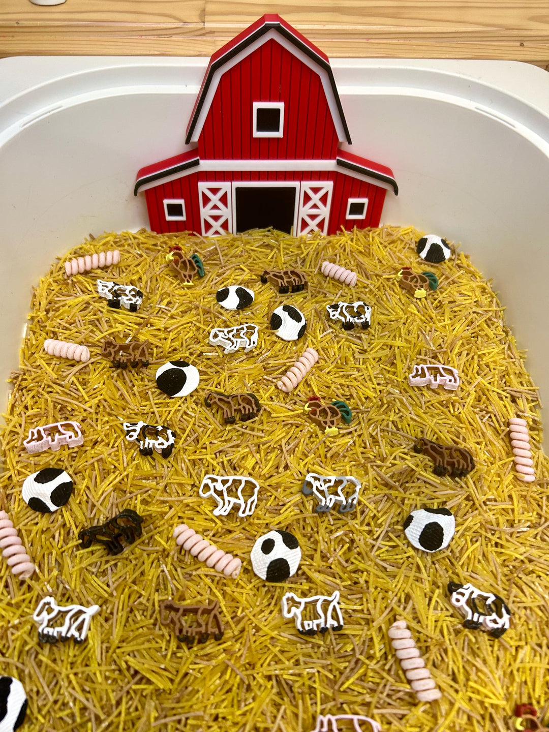 Farmyard Sensory Filler Mix | Pig-Themed Play Bin Filler | Hay & Brown Rice “Mud” | Pink Pig Tail Pasta | Piglet Farm Sensory Play for Kids