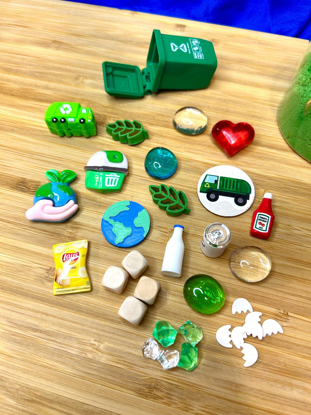 Earth Day Kinetic Sand Kit with Charms | Recycling Sensory Play | Spring Learning Tool | Montessori Play | 120g Blue Green Stretchy Sand