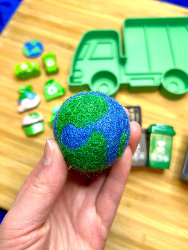 Garbage Truck Sensory Tray | 3D Printed Green Recycling Trinket Tray | Earth Day Sensory Bin Tool | Montessori Play | Flisat Table Accessory