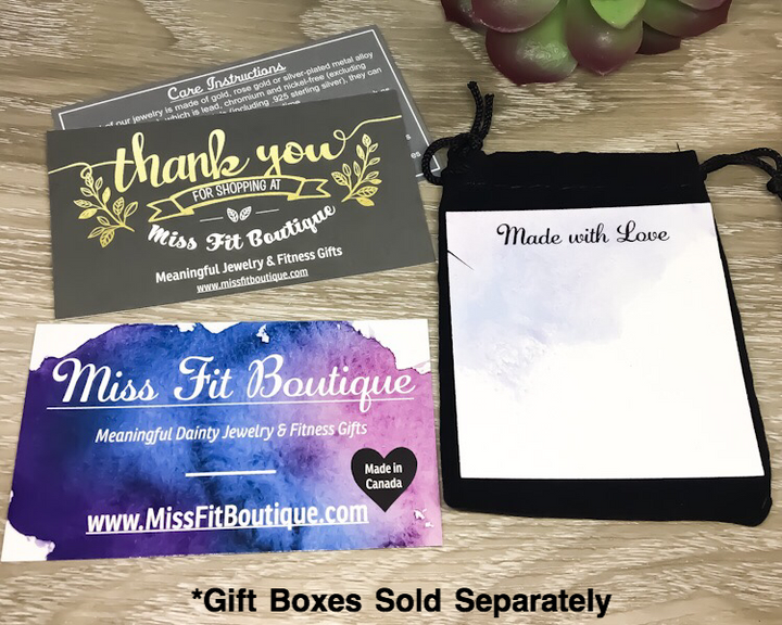 Collier de perles argentées, mariage