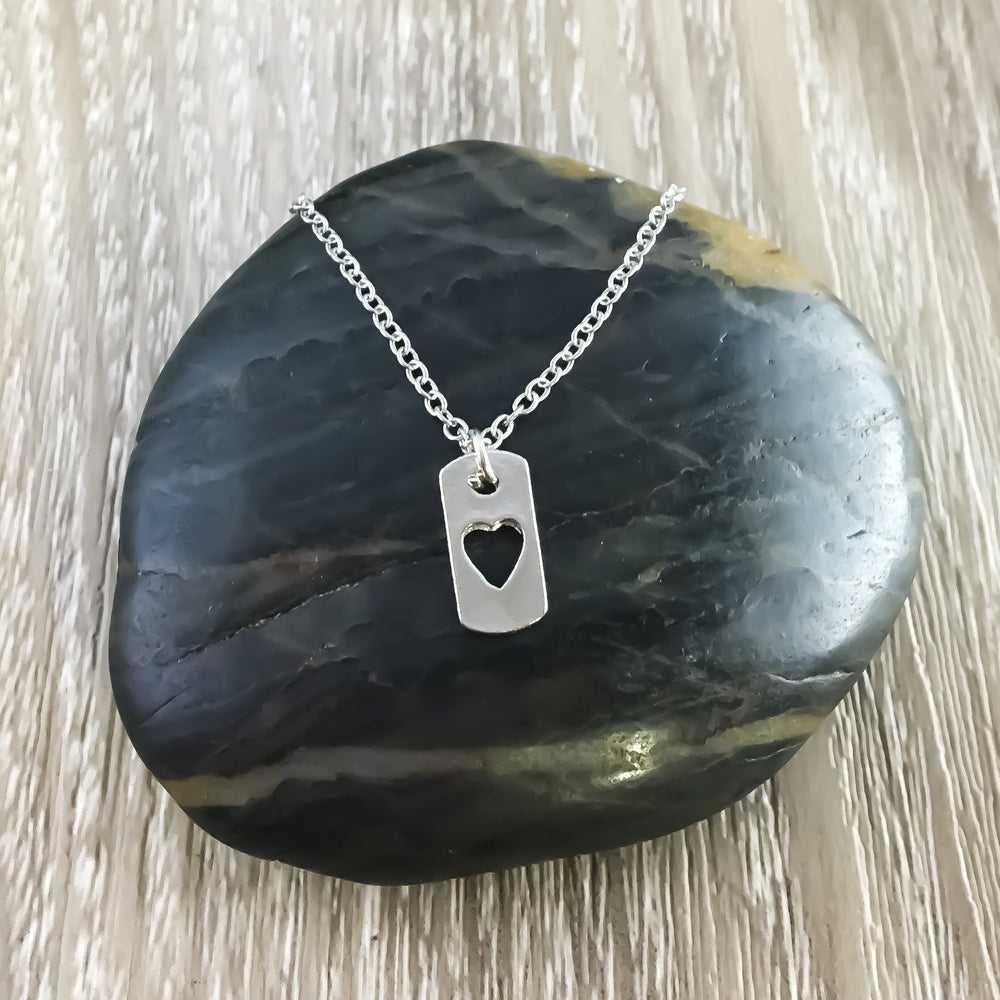 Daughter Gift, Tiny Heart Dog Tag Necklace, Stepdaughter Necklace, Dainty Heart Jewelry, Mother Daughter Necklace, Daughter Gift from Mom