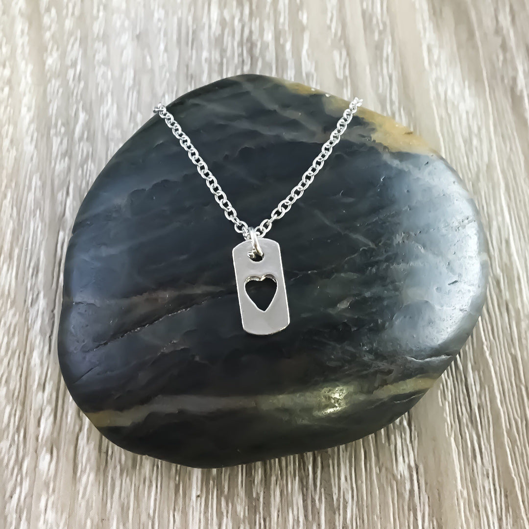 Daughter Gift, Tiny Heart Dog Tag Necklace, Stepdaughter Necklace, Dainty Heart Jewelry, Mother Daughter Necklace, Daughter Gift from Mom