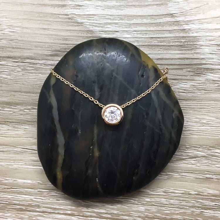 Mother's Day Gift, Dainty Rose Gold Crystal Pendant Necklace, Thank You Mom Gift from Daughter, Minimal Round Cubic Zirconia Necklace
