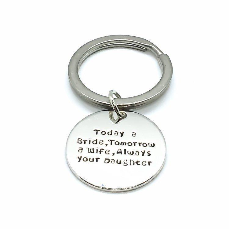 Mother of the Bride Gift, Thank You Mom Keychain, Gift from Daughter, Wedding Gift, Mother in Law Jewelry, Personalized Keychain
