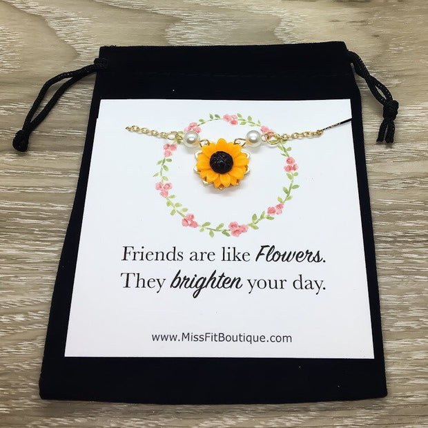 Sunflower Necklace, Yellow Flower Jewelry, Friendship Necklace, Floral Jewelry, Nature Gifts, Gift from Best Friend,  Necklace with Meaning