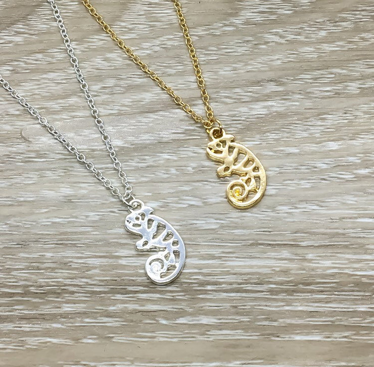 Be Different, Chameleon Necklace with Card, Dainty Jewelry, Minimalist Chameleon Pendant, Birthday, Friendship Necklace, Gift for Daughter