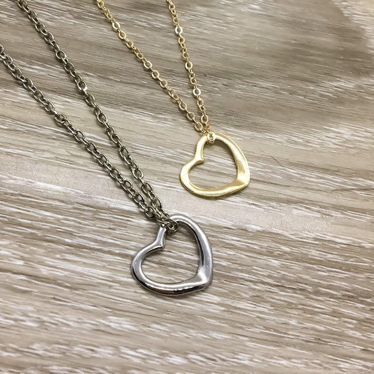 Collier Cœur Ouvert, Bijou Minimaliste, Pendentif Cœur Délicat, Collier d'Amitié, Cadeau pour Meilleure Amie, Petit Souvenir, Cadeau pour Maman, Cadeau d'Anniversaire