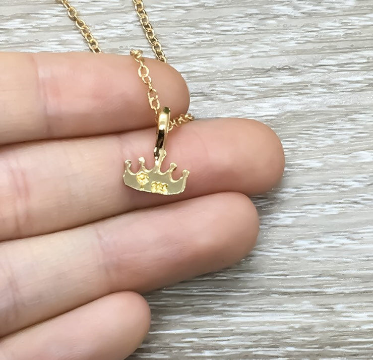 Tiny Crown Necklace, Daughter of King Gift, Queen Necklace, Princess Crown Jewelry, Royalty Jewelry, Gift for Daughter, Gift for Bestie