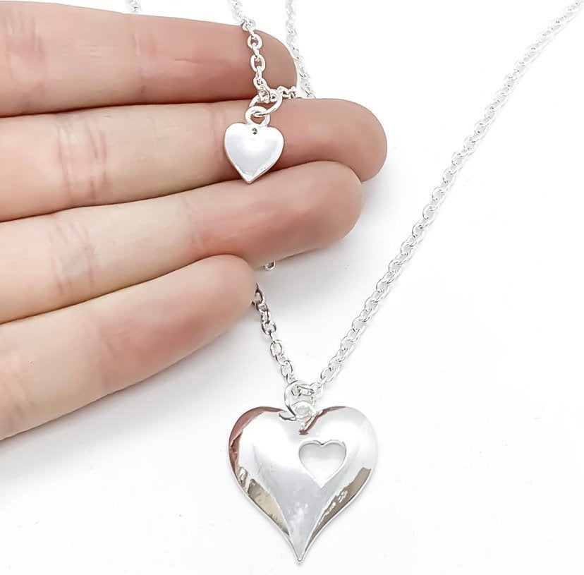 Ensemble collier mère-fille, collier cœur ajouré pour 2, collier d'amitié, bijoux BFF, cadeau pour maman, cadeau de sa fille, maman et moi