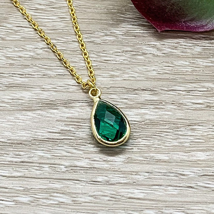 May Birthstone Necklace, Emerald Pendant, Dainty Crystal Charm Necklace, Personalized Birthday Gift for Her, Meaningful Jewelry, Mom Gift