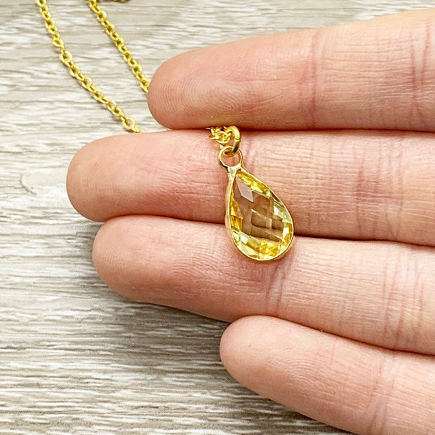 November Birthstone Necklace, Topaz Pendant, Dainty Crystal Charm Necklace, Personalized Birthday Gift for Her, Meaningful Jewelry, Mom Gift