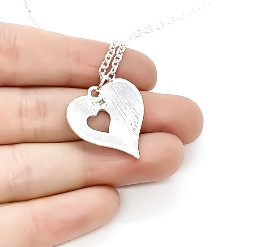 Ensemble collier mère-fille, collier cœur ajouré pour 2, collier d'amitié, bijoux BFF, cadeau pour maman, cadeau de sa fille, maman et moi