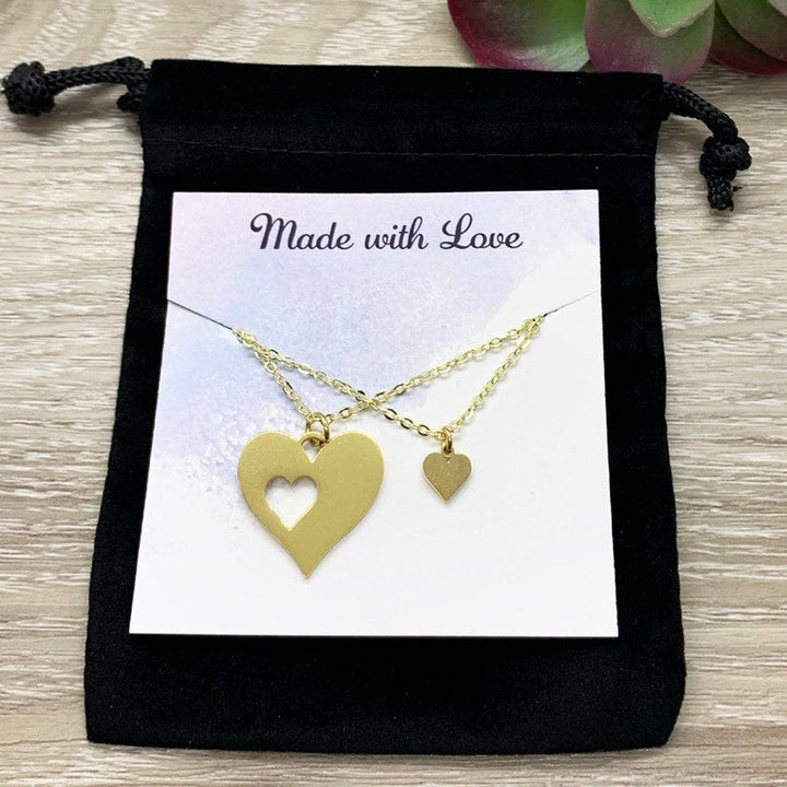 Cadeau mère-fille, ensemble de colliers à partager pour 2, cadeau pour maman, colliers assortis, pendentif petit cœur ajouré, cadeau pour belle-fille, meilleure amie