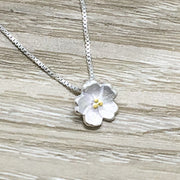 Daisy Necklace, Tiny White Flower Jewelry, Friendship Necklace, Floral Jewelry, Nature Gifts, Best Friend Gift, Necklace with Meaning