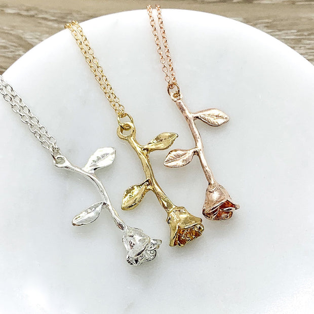 Dainty Rose Necklace, Rose Gold Flower Jewelry, Sweet Flower Necklace, Floral Jewelry, Nature Gifts, Gift from Friend, Meaningful Gift