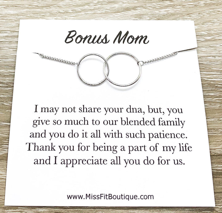 Bonus Mom Gift, Interlocking Circles Necklace, Circular Pendant, Linked Circles Necklace, Unbiological Mother Gift, Mother of the Groom
