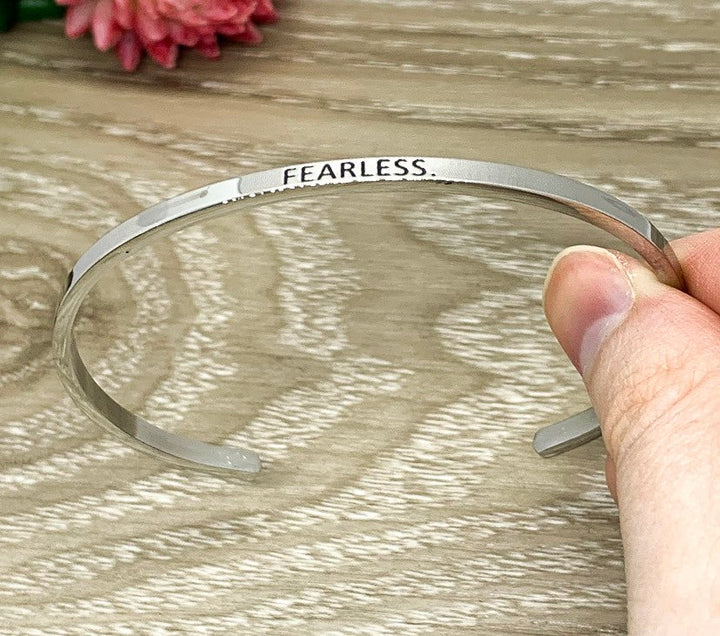 Fearless Cuff Bangle Bracelet, Fearless Gift, Gift for Friend, Thin Mantra Bracelet Silver, Minimalist Bracelet, Friendship Jewelry, Inspire