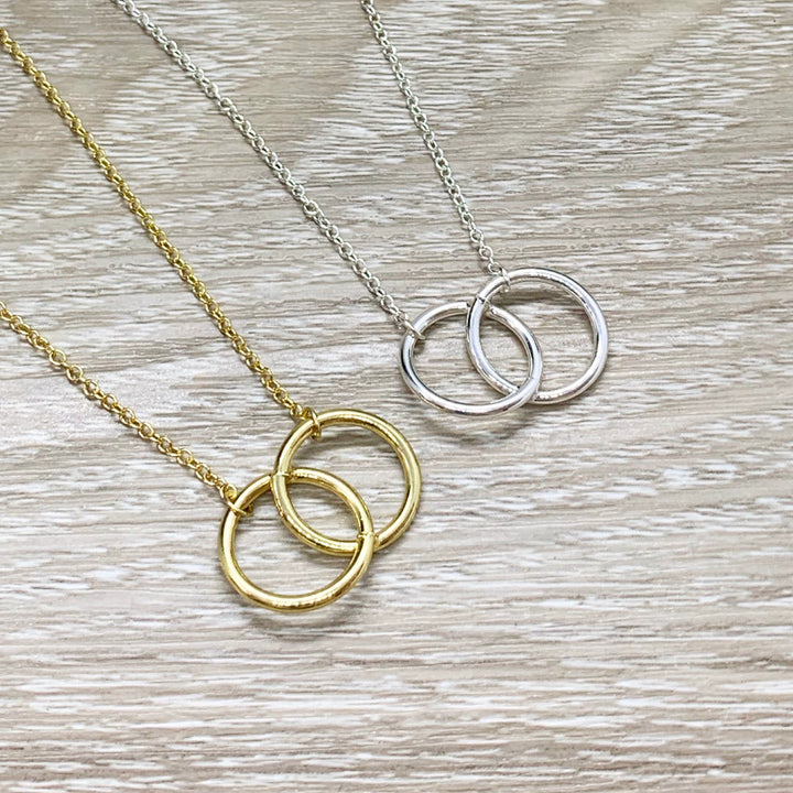 Grandmother of Two Necklace with Gift Box, Linked Circles Necklace, 2 Circle Pendants, Gift for Grandma from Grandkids, Gift for Nana