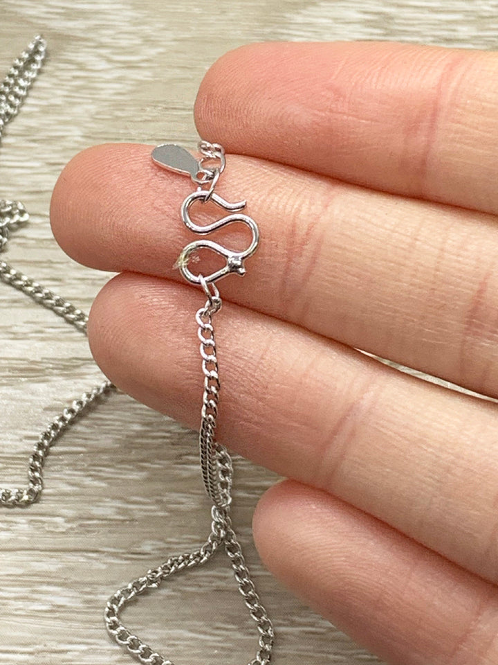 Amazing Sister Gift, Interlocking Circles Necklace, Circular Pendant, Linked Circles Necklace, Gift for Big Sister, Sister Birthday Gift