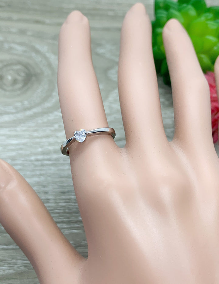 Dainty Heart Ring, Tiny Diamond Statement Ring, Sterling Silver Jewelry, Promise Ring, Friendship Gift, Gift for Mom, Gift from Boyfriend