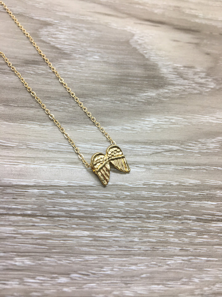 Mommy to an Angel Card, Tiny Angel Wings Necklace Gold, Grief Jewelry, Grieving Mother Gift, Miscarriage Necklace, Remembrance Gift