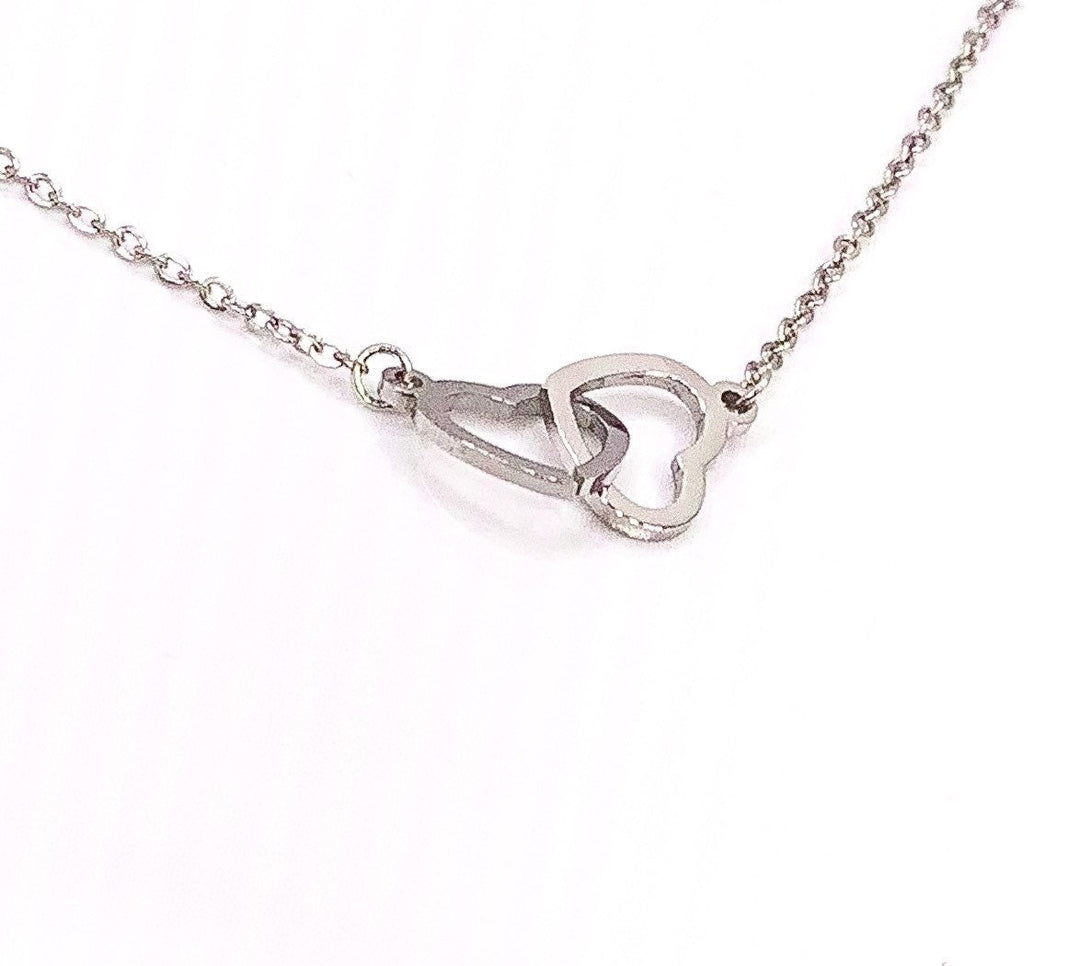Soul Sisters Necklace, Double Heart Necklace, Two Interlocking Hearts Necklace, Sister Gift, Unbiological Sister Gift, Birthday Gift for Her