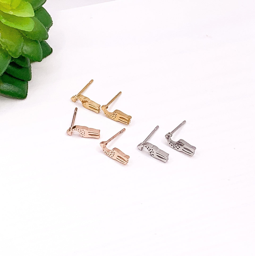 Tiny Giraffe Stud Earrings, Dainty Giraffe Jewelry, African Animal Gift, Giraffe Earrings, Cute Earrings, Jewelry for Girls, Christmas