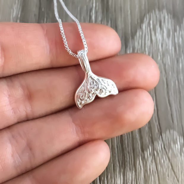 Mermaid Tail Necklace, Mermaid Gift, Beach Necklace, Minimalist Life Gift, Ocean Gift, Beach Life, Friendship Necklace, Mermaid Party Gift